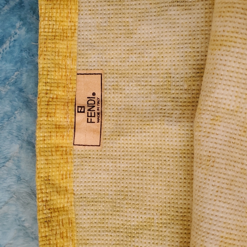 Authentic Fendi Dust bag/cloth - Picture 4 of 4